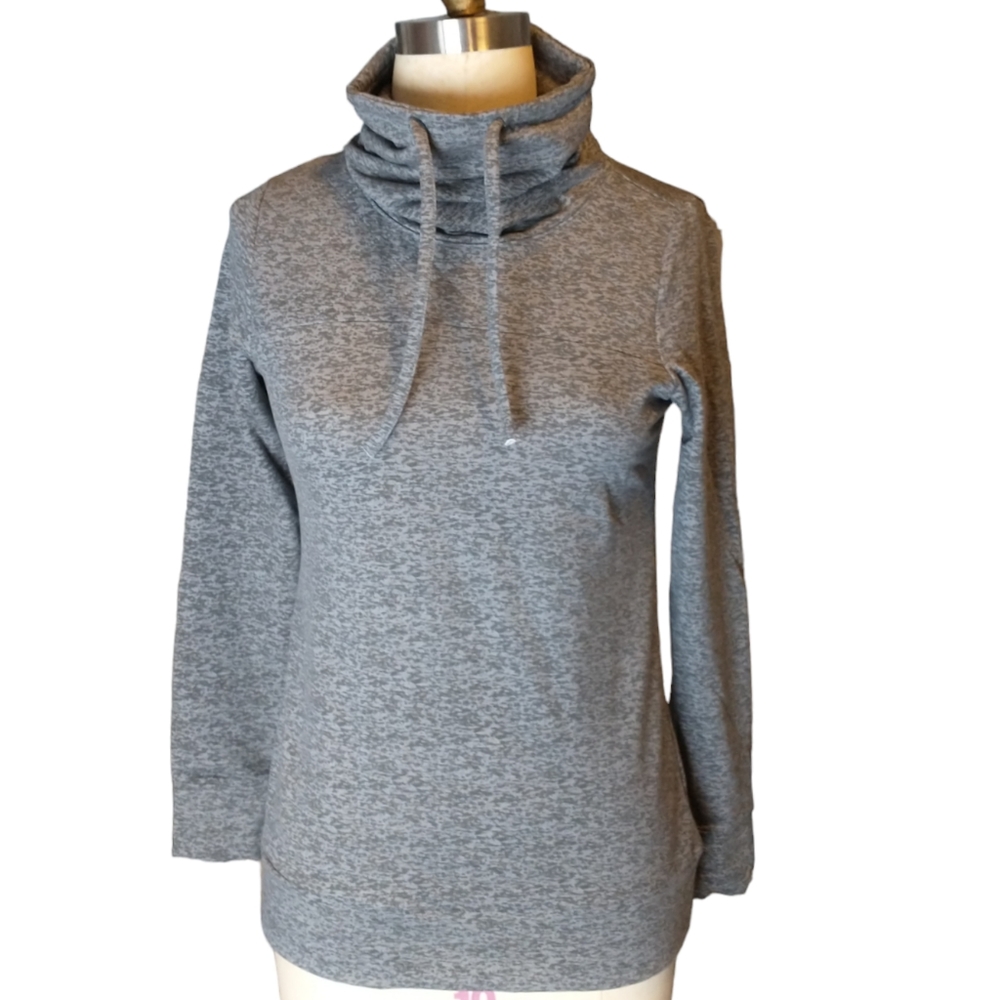 Stoic Funnel Neck Gray Long Sleeve Top Women's Size Small.